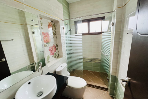 Haus in Pattaya, Thailand 4 Schlafzimmer № 25752 - Foto 15