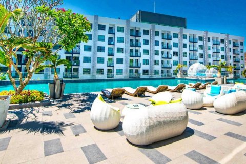 Off-Plan Arcadia Beach Resort in Pattaya, Thailand № 25475 - Foto 9