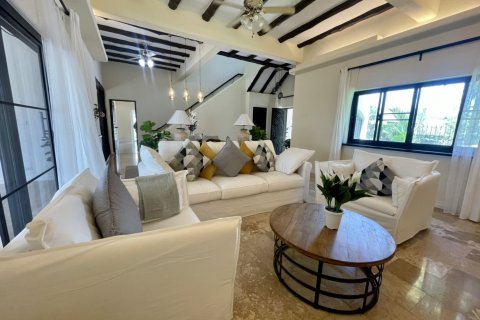 Haus in Pattaya, Thailand 5 Schlafzimmer № 29170 - Foto 14