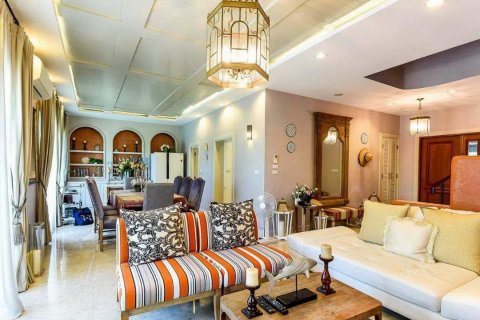 Off-Plan Boulevard Tuscany Cha Am - Hua Hin in Phetchaburi, Thailand № 27325 - Foto 7