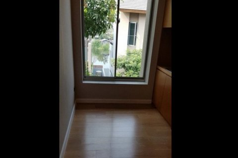 Off-Plan Private Nirvana Residence East in Bangkok, Thailand № 28577 - Foto 6