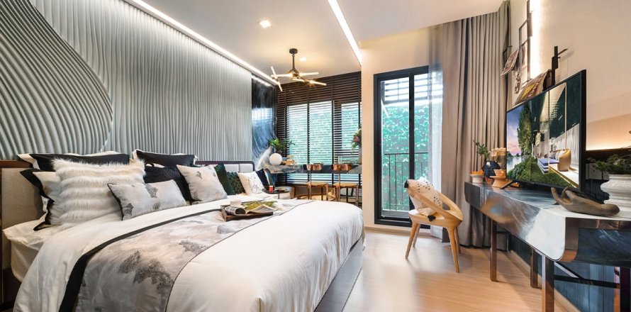 Studio in the Condo in Bangkok, Thailand in Life Sathorn Sierra
  № 27998