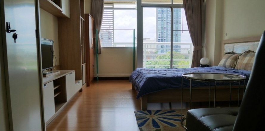 Studio in the Condo in Bangkok, Thailand in The Link Sukhumvit 50 № 28789