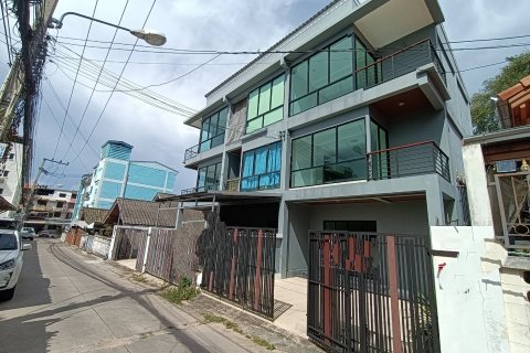 Haus in Pattaya, Thailand 3 Schlafzimmer № 33791 - Foto 19