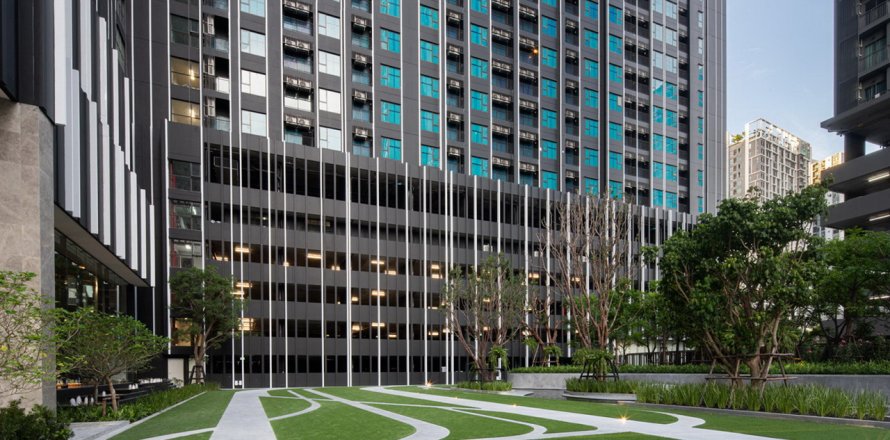 Off-Plan Life Asoke Rama 9 in Bangkok, Thailand № 34123