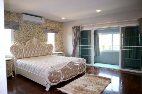 Haus in Pattaya, Thailand 5 Schlafzimmer № 36366 - Foto 27