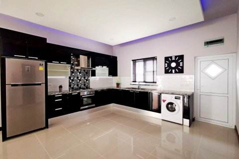 Haus in Bang Sare, Thailand 3 Schlafzimmer № 36357 - Foto 8