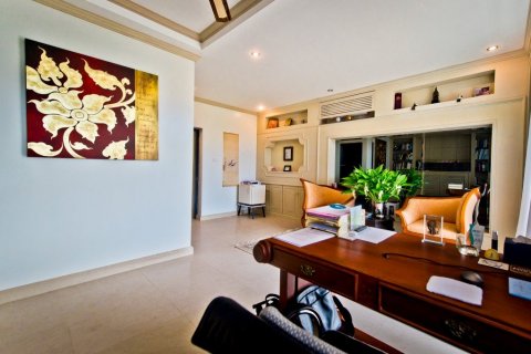 Haus in Bang Sare, Thailand 8 Schlafzimmer № 35345 - Foto 19