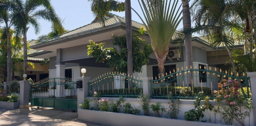 Haus in Pattaya, Thailand 3 Schlafzimmer № 43667