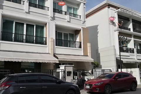 Off-Plan Baan Klang Krung Rama 3 in Bangkok, Thailand № 42112 - Foto 3