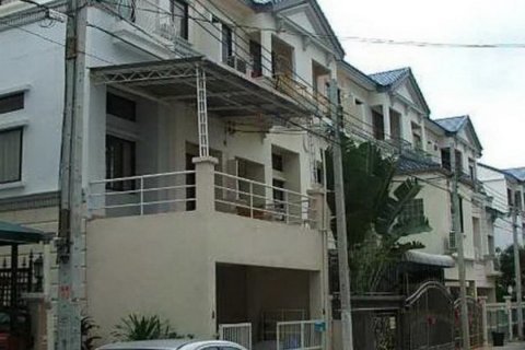 Off-Plan Baan Klang Muang Ratchada - Mengjai 2 in Bangkok, Thailand № 43242 - Foto 5