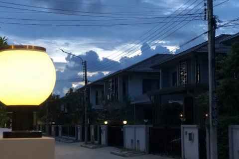 Off-Plan Burasiri Wongwaen-Onnut in Samut Prakan, Thailand № 43619 - Foto 5
