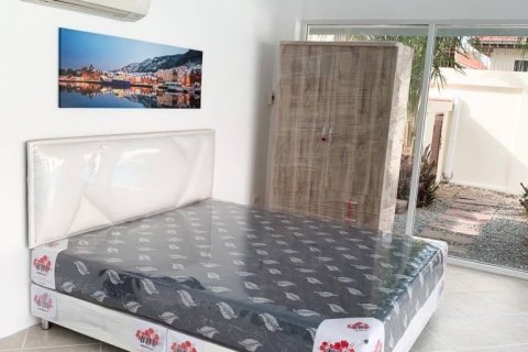 Haus in Pattaya, Thailand 12 Schlafzimmer № 43672 - Foto 14