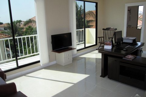 Haus in Pattaya, Thailand 4 Schlafzimmer № 45550 - Foto 20