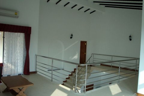 Haus in Pattaya, Thailand 5 Schlafzimmer № 45493 - Foto 26