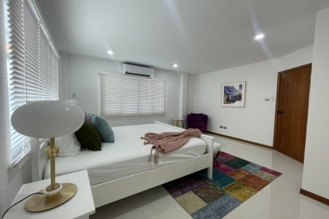 Haus auf Jomtien Beach, Pattaya, Thailand 4 Schlafzimmer № 23856 - Foto 11