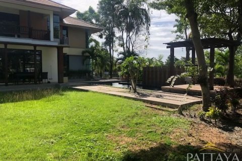 Haus in Pattaya, Thailand 4 Schlafzimmer № 45471