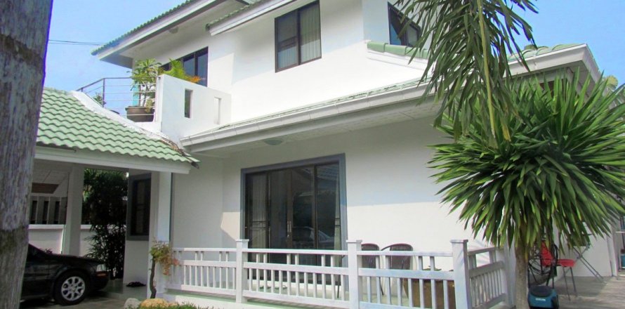 Haus in Pattaya, Thailand 3 Schlafzimmer № 45432