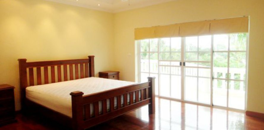 Haus in Pattaya, Thailand 3 Schlafzimmer № 45554