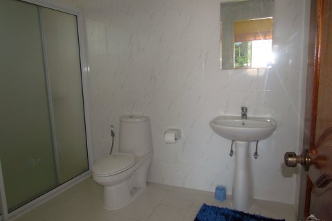 Haus in Pattaya, Thailand 4 Schlafzimmer № 45500 - Foto 24