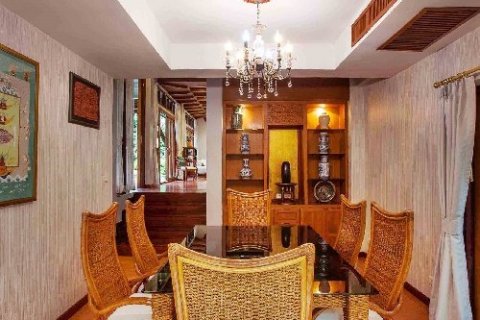 Haus in Pattaya, Thailand 4 Schlafzimmer № 45470 - Foto 7