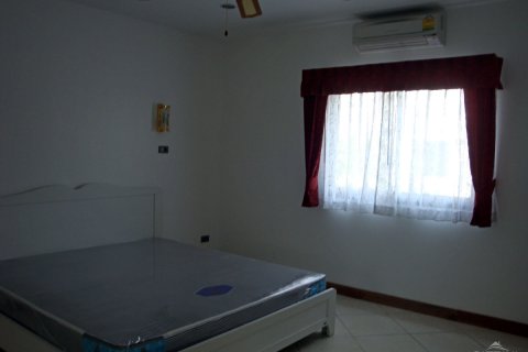 Haus in Pattaya, Thailand 5 Schlafzimmer № 45493 - Foto 15