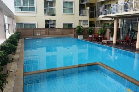 Eigentumswohnung in Bangkok, Thailand, 2 Schlafzimmer  № 45069 - Foto 6