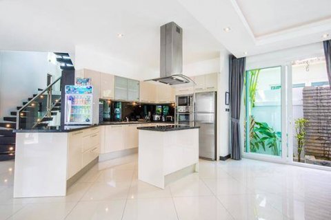 Haus auf Jomtien Beach, Pattaya, Thailand 5 Schlafzimmer № 45439 - Foto 20