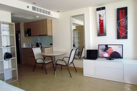 Studio in the Condo in Pattaya, Thailand № 45294 - Foto 3