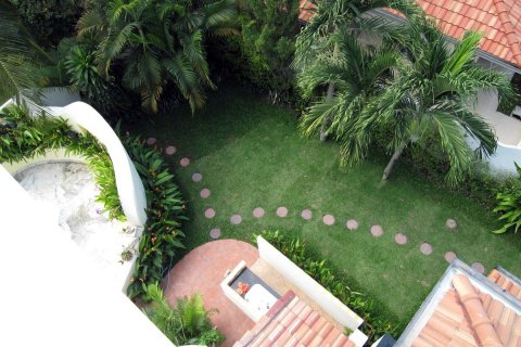 Haus in Pattaya, Thailand 4 Schlafzimmer № 45550 - Foto 25