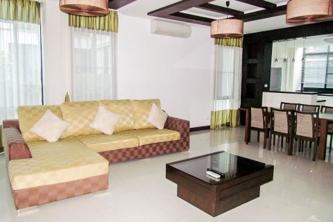 Haus in Pattaya, Thailand 3 Schlafzimmer № 45511 - Foto 8