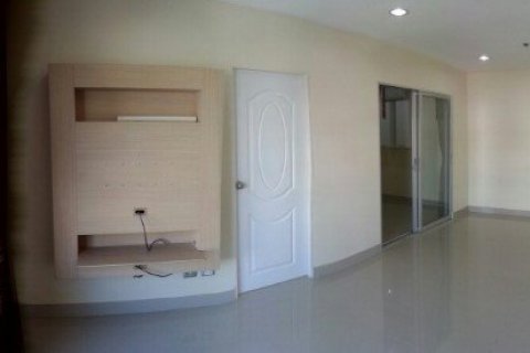Eigentumswohnung in Bangkok, Thailand, 2 Schlafzimmer  № 45069 - Foto 11