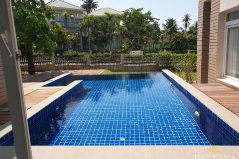 Haus in Pattaya, Thailand 5 Schlafzimmer № 45522 - Foto 26