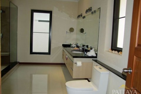 Haus in Pattaya, Thailand 4 Schlafzimmer № 45437 - Foto 7