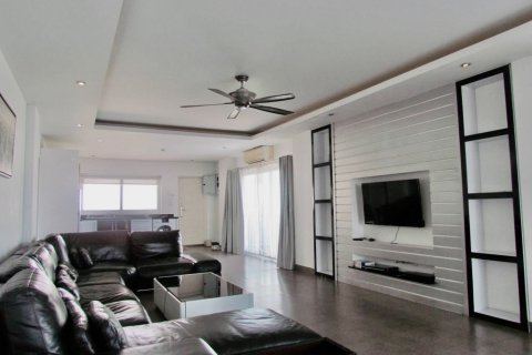 Eigentumswohnung in Pattaya, Thailand, 2 Schlafzimmer  № 45158 - Foto 3