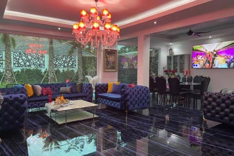 Haus auf Jomtien Beach, Pattaya, Thailand 8 Schlafzimmer № 45529 - Foto 19