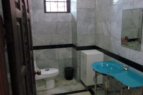 Haus in Pattaya, Thailand 4 Schlafzimmer № 45430 - Foto 21