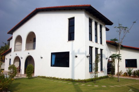 Haus in Pattaya, Thailand 5 Schlafzimmer № 45493 - Foto 5