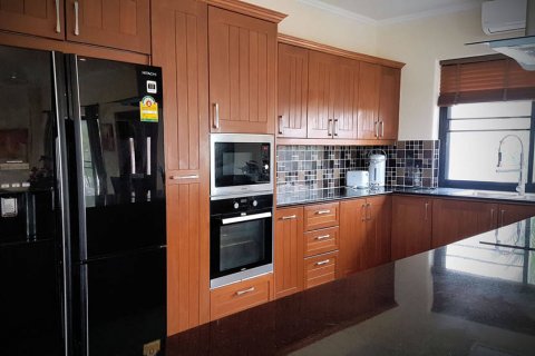 Haus in Pattaya, Thailand 3 Schlafzimmer № 45530 - Foto 10