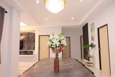 Haus in Bang Lamung, Thailand 3 Schlafzimmer № 46327 - Foto 8