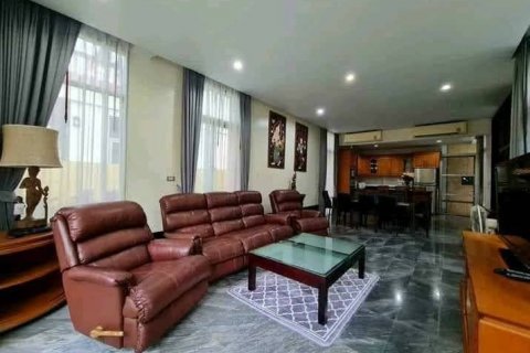 Haus in Pattaya, Thailand 4 Schlafzimmer № 45547 - Foto 17