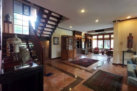 Haus in Pattaya, Thailand 4 Schlafzimmer № 46600 - Foto 12