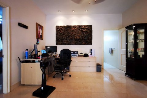 Casa de 2 dormitorios en Pattaya, Tailandia № 9218 - foto 11