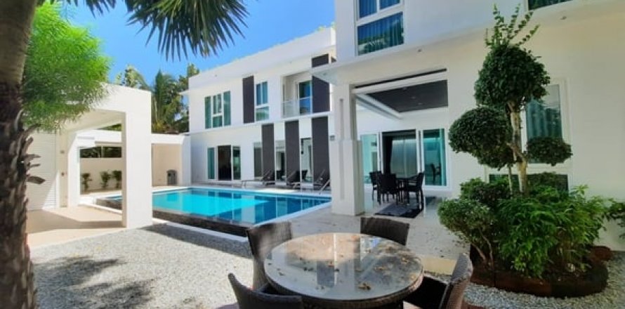 Casa de 5 dormitorios en Pattaya, Tailandia № 9121