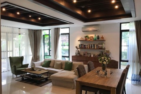 Casa de 3 dormitorios en Pattaya, Tailandia № 8613 - foto 5