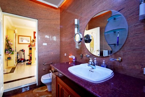 Casa de 2 dormitorios en Pattaya, Tailandia № 8752 - foto 14