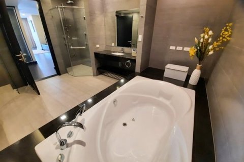 Condominio de 3 dormitorios en Pattaya, Tailandia № 8383 - foto 21