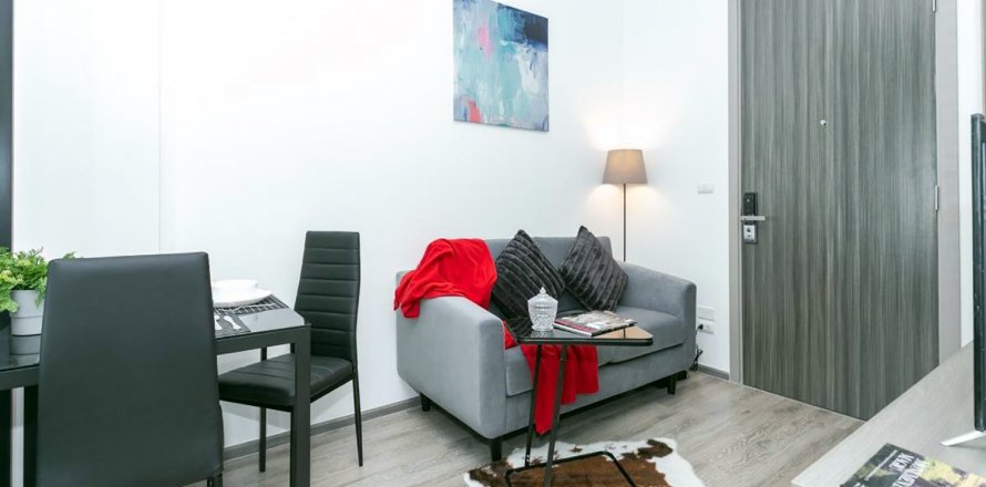 Condominio de 2 dormitorios en Bangkok, Tailandia en Knightsbridge Prime Onnut № 9536