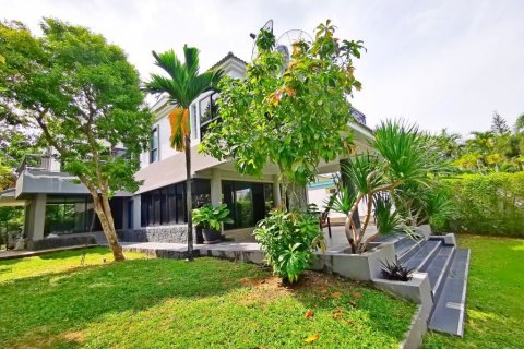 Casa de 3 dormitorios en Pattaya, Tailandia № 8590 - foto 2
