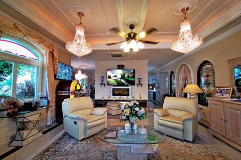 Casa de 2 dormitorios en Pattaya, Tailandia № 8752 - foto 7